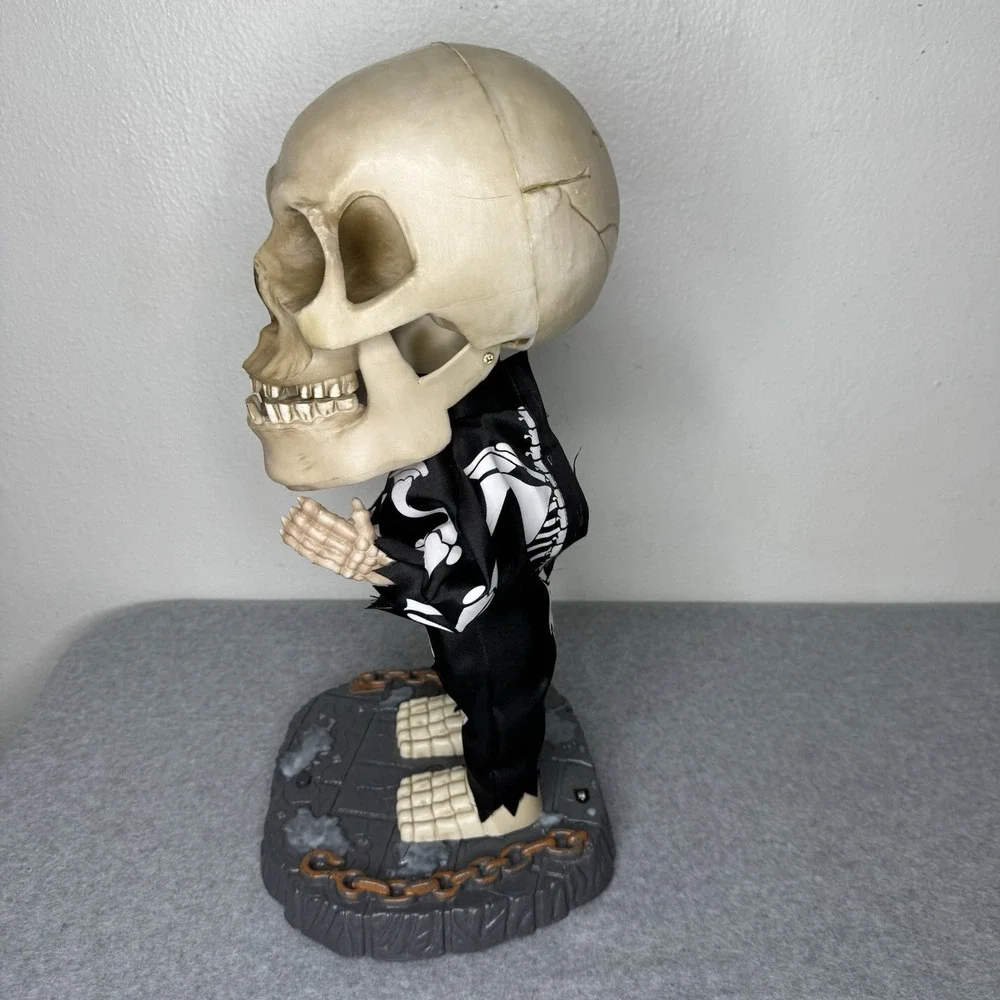 Gemmy Animated Singing Dancing Big Head Skeleton Halloween Figurine READ‎